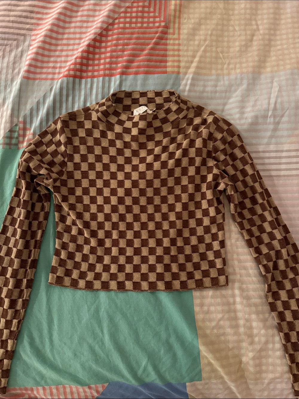 ASTR the label Izzy Checkerboard Long-Sleeve Crop